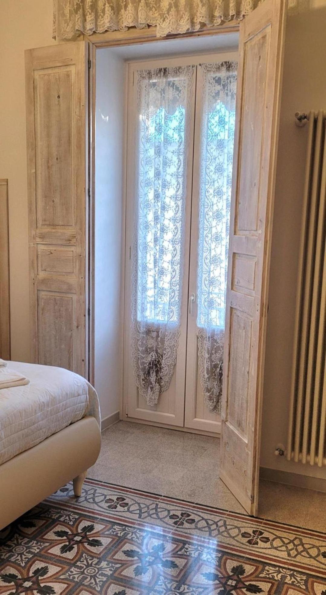 Rossini Guest House Мартіна-Франка Екстер'єр фото